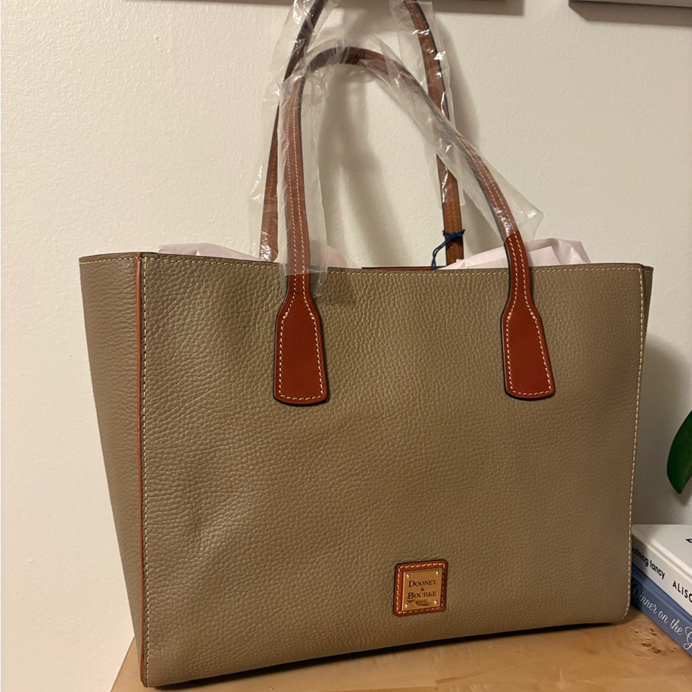 Dooney & Bourke Tan Leather Tote Bag